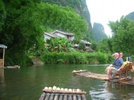 Yangshuo Mountain Retreat